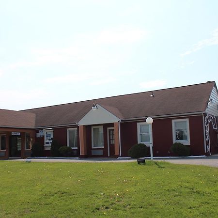 Oceanside Lodge Marmora Exterior photo